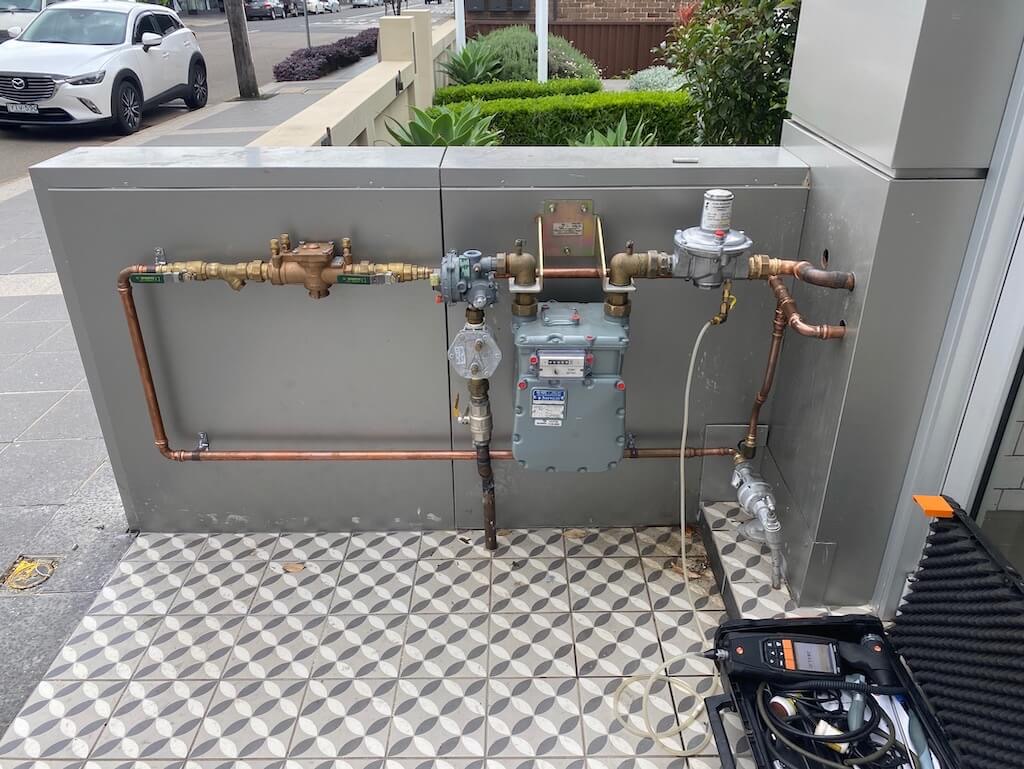 Gas leak detection Eastern Suburbs Sydney licensed gas fitter